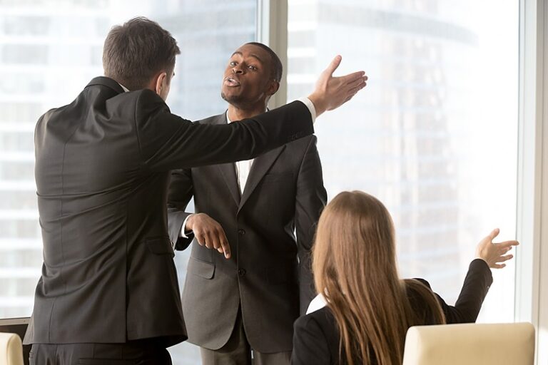 Communicating Through Disagreement
