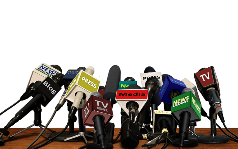 Public Relations speak effectively at press conference
